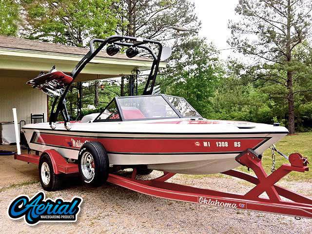 1991 Malibu Skier with FreeRide Wakeboard Tower