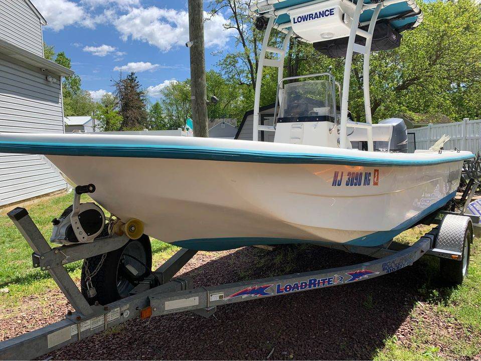 2006 Sundance B18cc with SG300 Boat T-Top