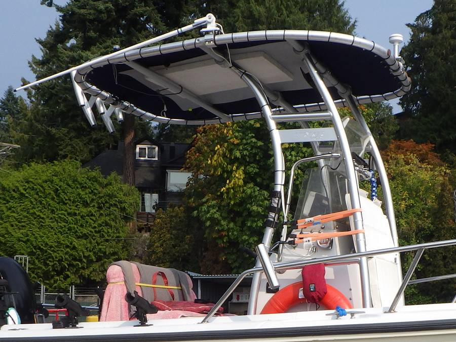 1997 Boston Whaler 17 Outrage II with SG300 Boat T-Top
