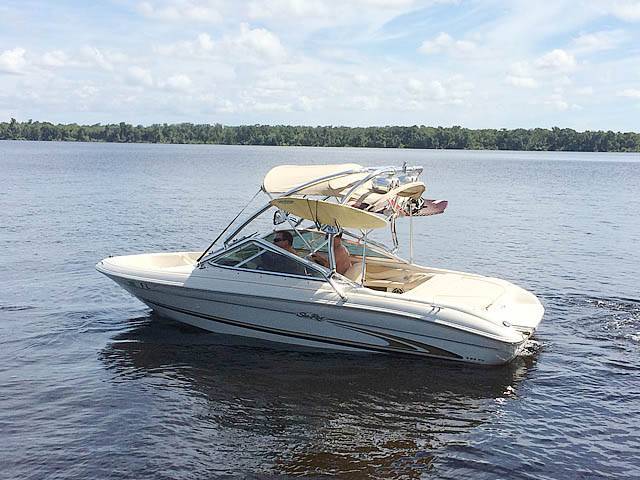 2001 Sea Ray 185 Sport with Airborne 2.0 Wakeboard Tower