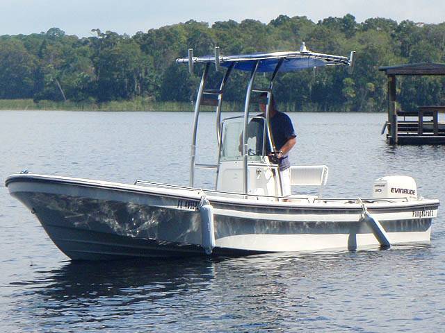 2011 Pangacraft 22' with SG300 Boat T-Top