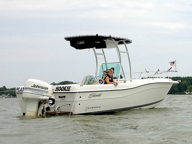 1998 Sea Swirl Striper 21' with SG300 Boat T-Top