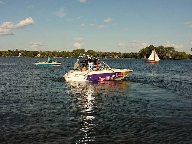1996 Larson sei176 with Assault Wakeboard Tower