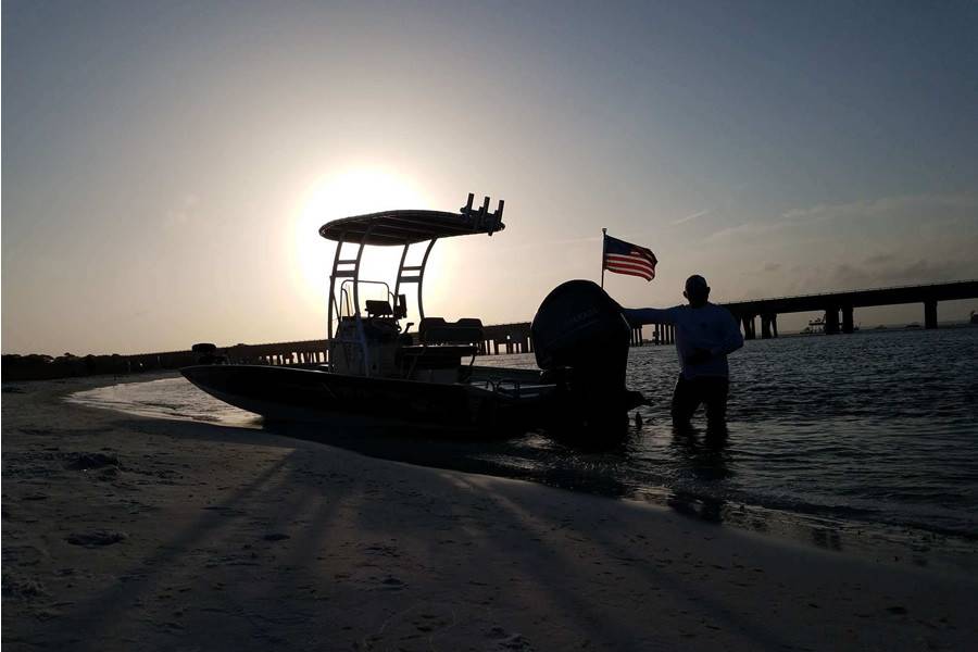 2018 Xpress H22 with SG300 Boat T-Top