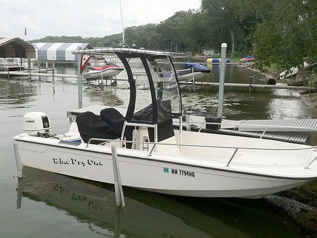 1992 Wahoo with SG300 Boat T-Top