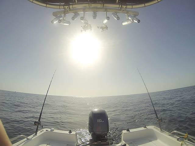 2004 Sea Pro 21' with SG600 Boat T-Top