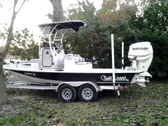 2013 Gulf Coast 22' with SG300 Boat T-Top