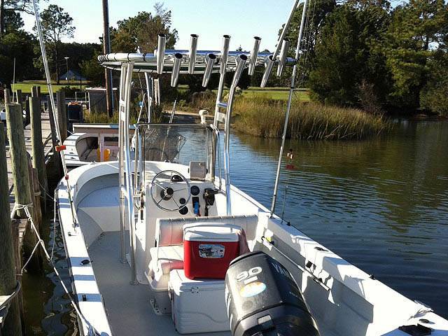 2003 Maritime Skiff 20D with SG300 Boat T-Top