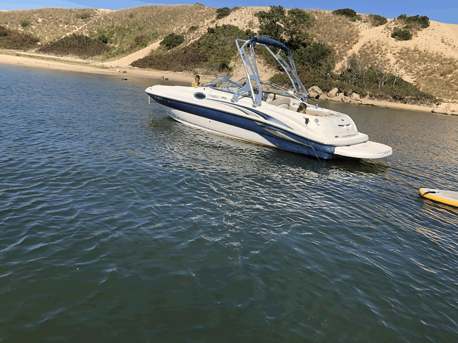 2004 Sea Ray 240 Sundeck with FreeRide Wakeboard Tower
