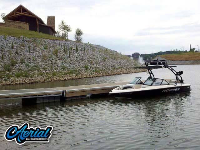 2001 Moomba Outback LS with FreeRide Wakeboard Tower