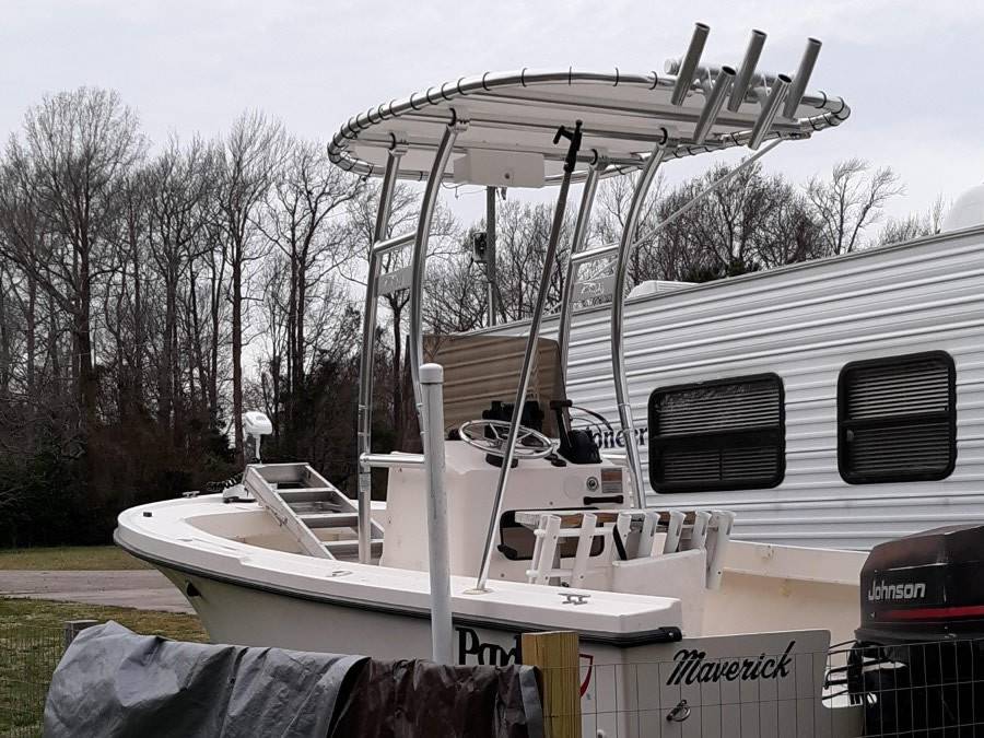 1997 Parker 18' SE Center Console