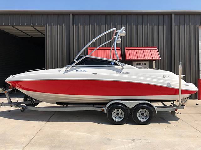 2008 Yamaha SX230 with Airborne Wakeboard Tower — customer install photo