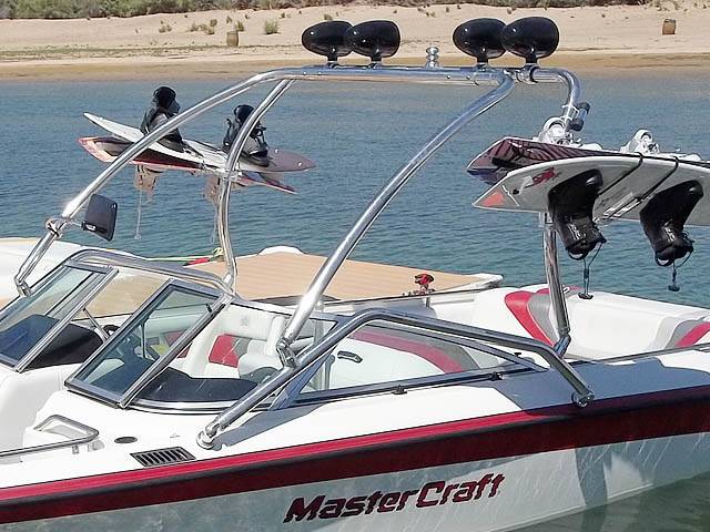 1992 Mastercraft Maristar with Airborne Wakeboard Tower