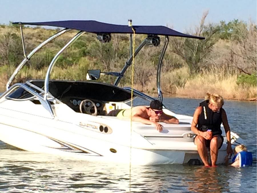 2001 Glastron SX 195 with Airborne Wakeboard Tower