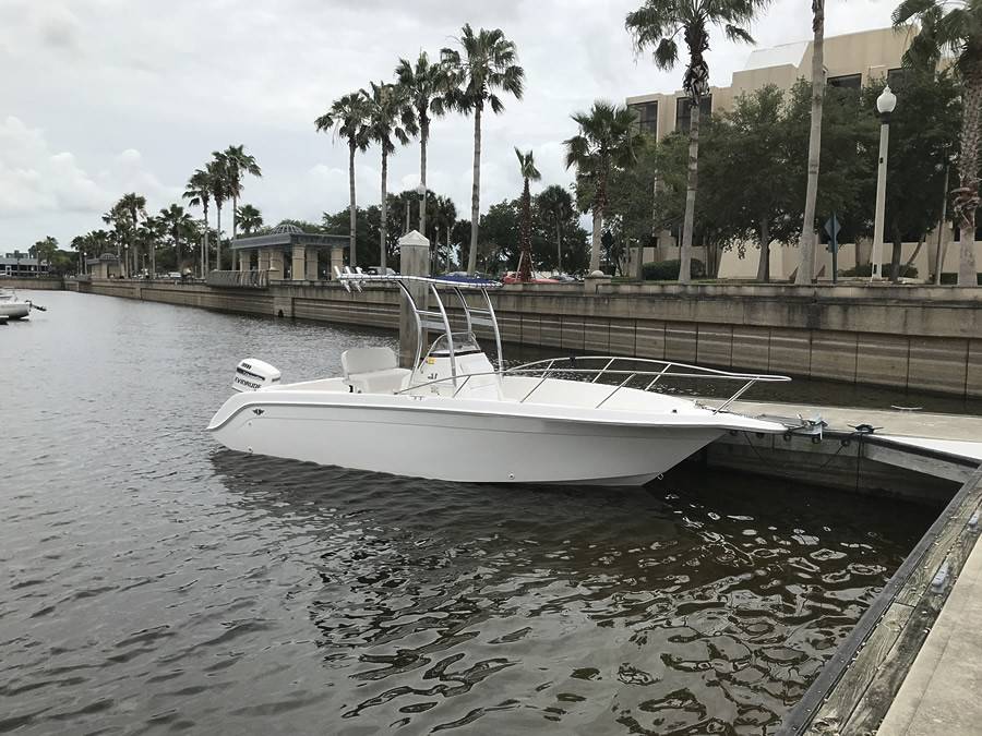1997 Wellcraft 22' with SG300 Boat T-Top