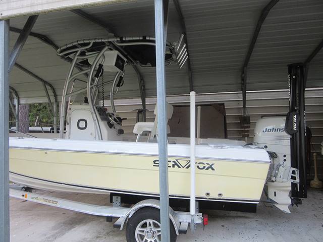2005 Sea Fox 197CC with SG900 Boat T-Top