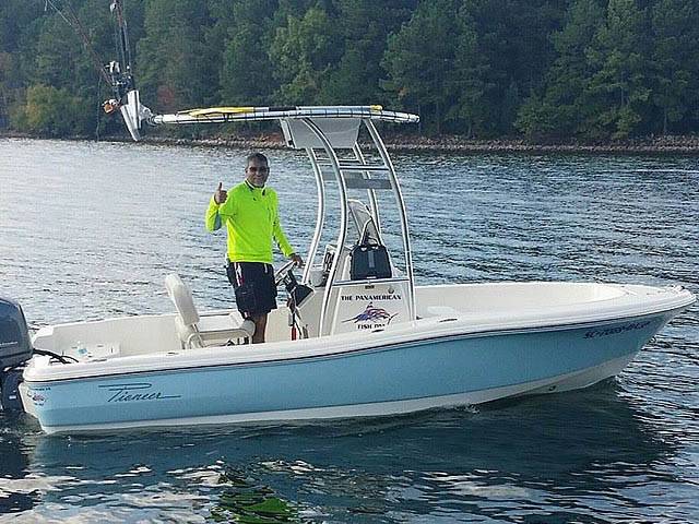 2014 Pioneer 180 Sportfish with SG300 Boat T-Top