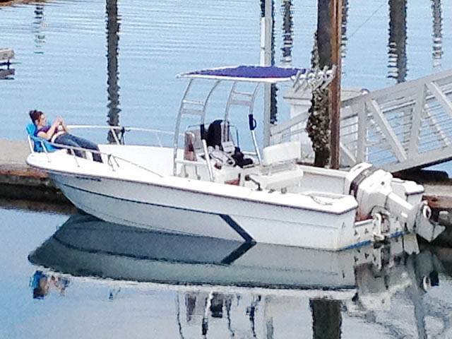 1988 Angler Center Console 21' with SG300 Boat T-Top