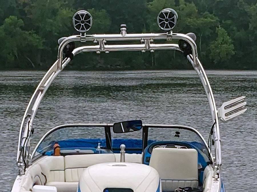 2006 Malibu LXI with FreeRide Wakeboard Tower