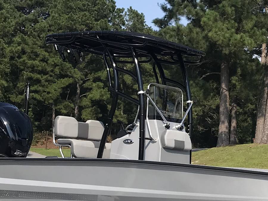 2021 Xpress X23B with SG900 Boat T-Top
