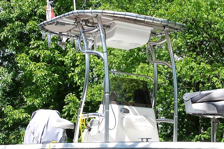 2006 NauticStar Bay 1800 with SG600 Boat T-Top