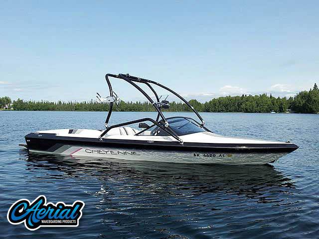 1994 Cheyenne Elite with Airborne Wakeboard Tower