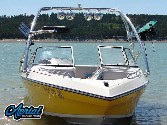 2007 Bluewater Cascade with Assault Wakeboard Tower