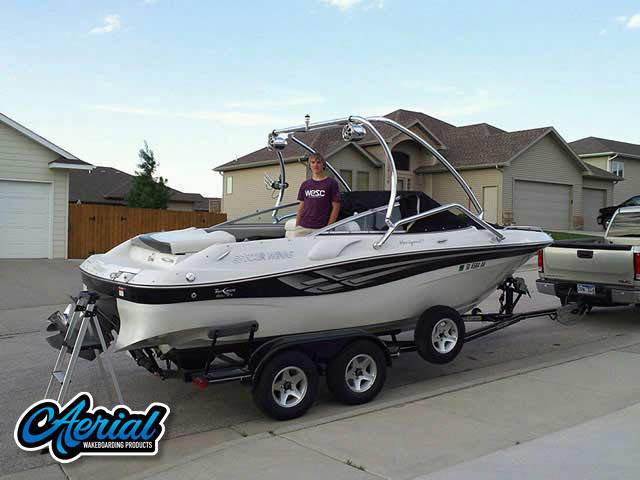 2000 Four Winns Horizon 210 with Airborne 2.0 Wakeboard Tower