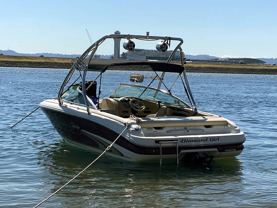1999 Sea Ray 190 Bowrider with Ascent Wakeboard Tower