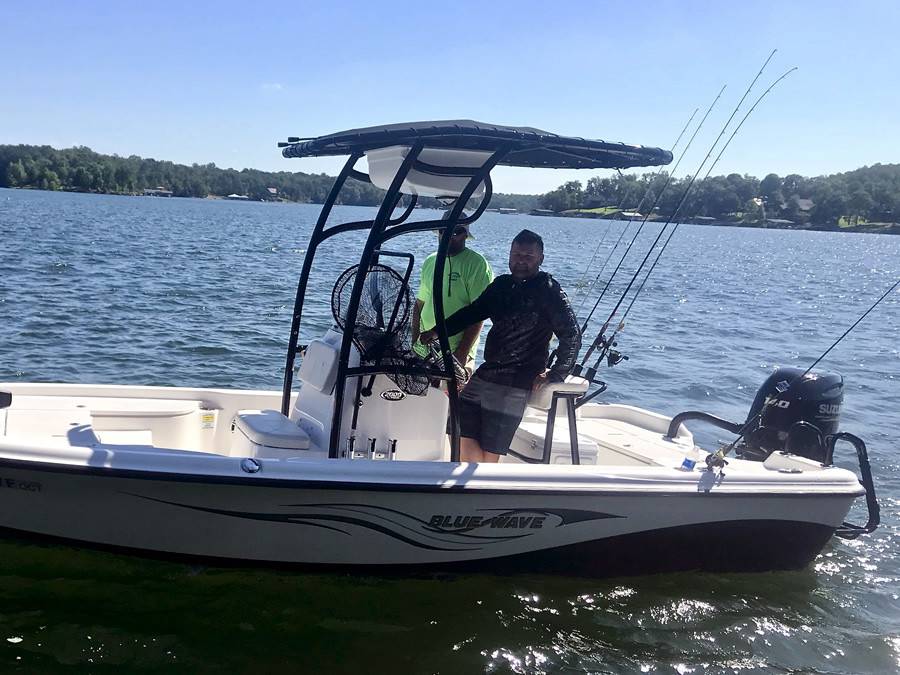 2020 Blue Wave 2000 Classic with SG600 Boat T-Top