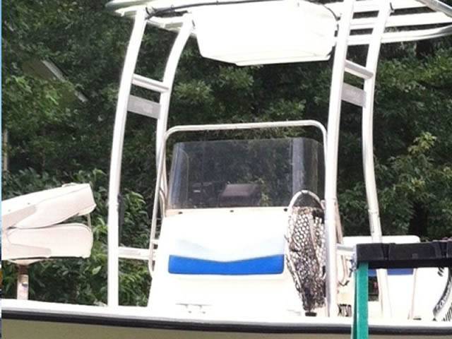 1994 Stratos Sportman 1900 with SG300 Boat T-Top