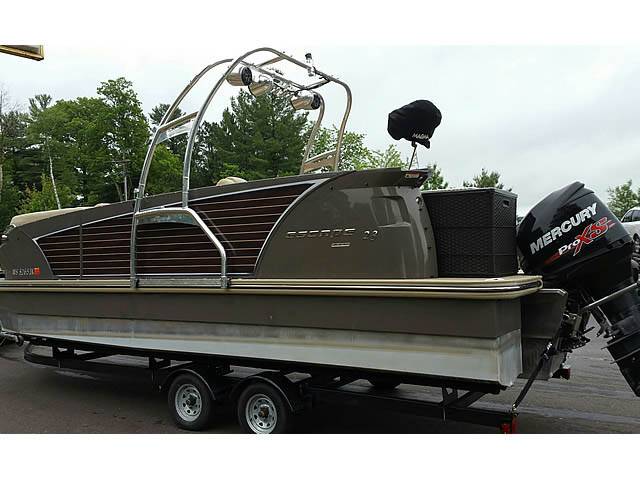 2014 Larson Escape with F250 Pontoon Wakeboard Tower