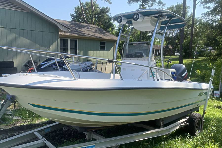 2002 Sea Pro 190CC with SG300 Boat T-Top
