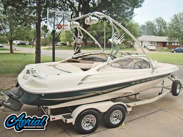 2001 Regal 2100LSR with Assault Wakeboard Tower
