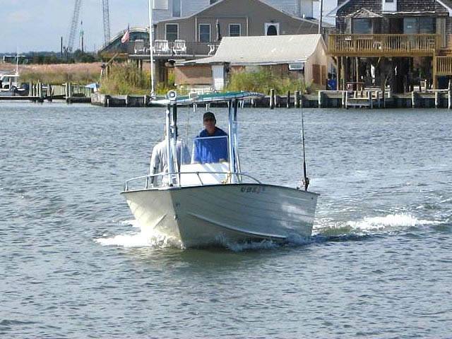 1976 Starcraft Marine Mariner with SG300 Boat T-Top