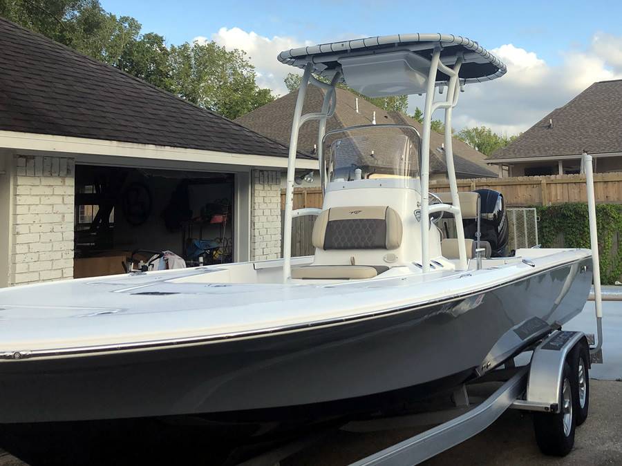 2019 Tidewater 2110 Bay Max with SG600 Boat T-Top