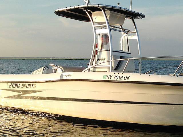 1997 Hydra-Sports with SG300 Boat T-Top
