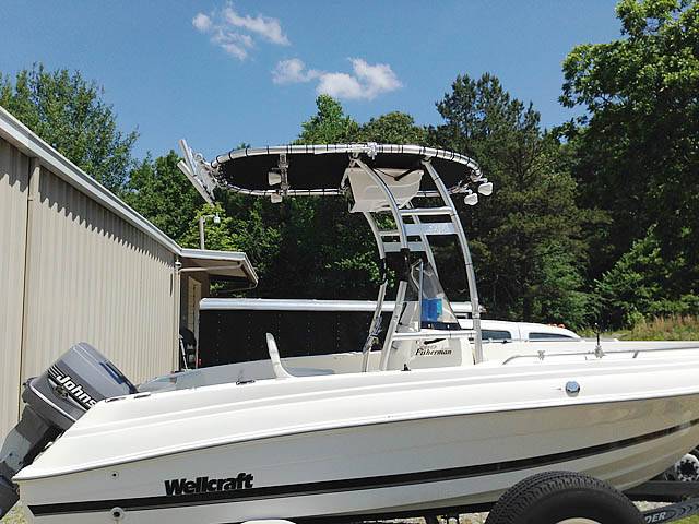 2000 Wellcraft 180 Fisherman