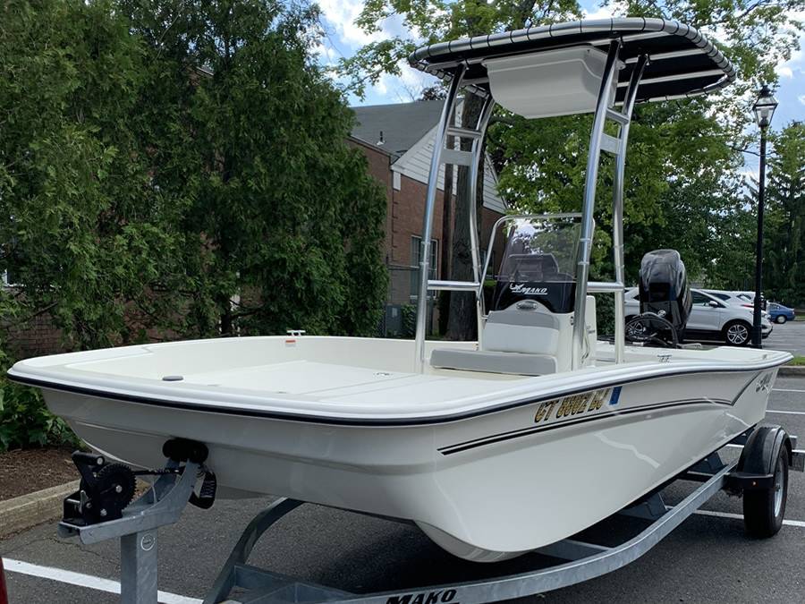 2019 Mako Pro Skiff 17 with SG300 Boat T-Top