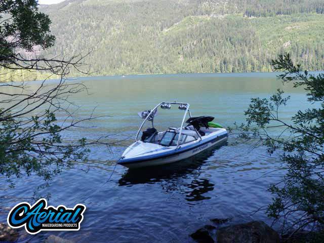 1994 Malibu Echelon with Ascent 2.0 Wakeboard Tower