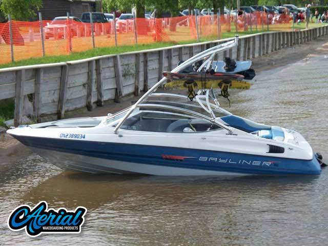 1992 Bayliner Capri with Assault Wakeboard Tower
