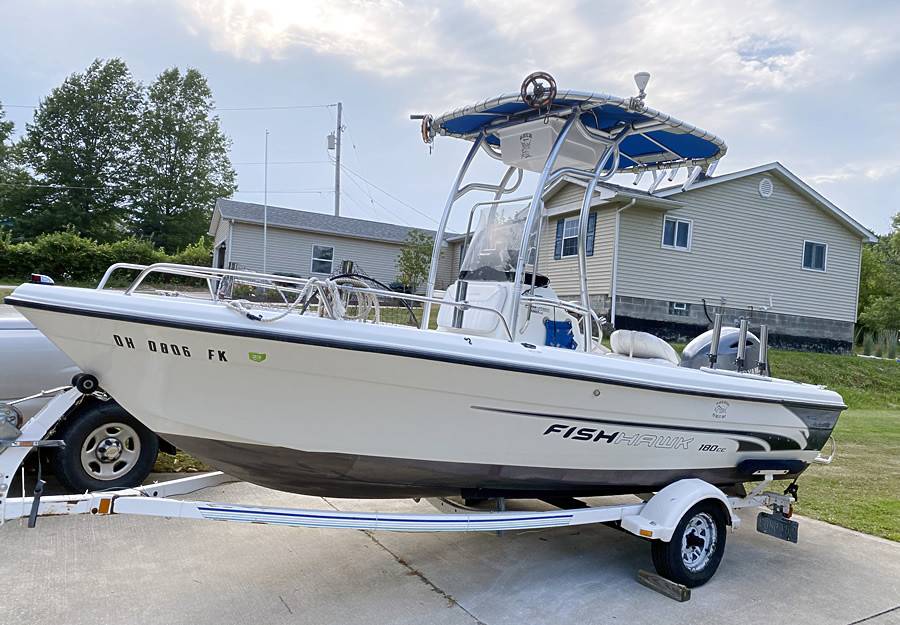 2008 Crestliner Fish Hawk with SG600 Boat T-Top