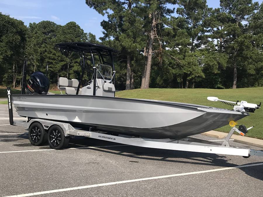 2021 Xpress X23B with SG900 Boat T-Top