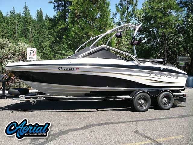2008 Tahoe Q6 SF with Airborne Wakeboard Tower