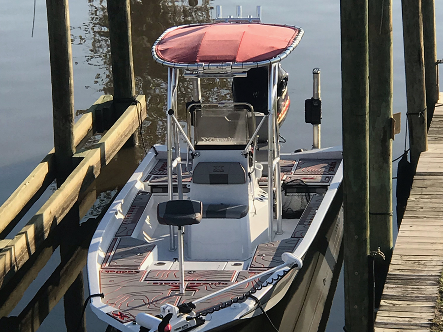 2021 Xpress X24 Bay with SG600 Boat T-Top