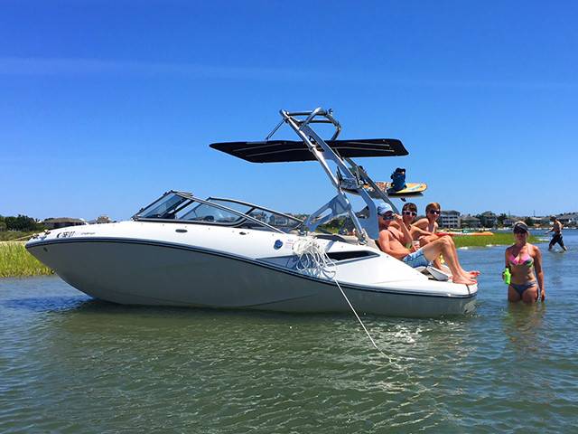 2010 Seadoo Challenger 210 435hp with FreeRide Wakeboard Tower