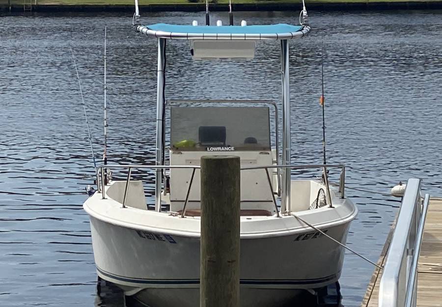 1996 Sailfish 196 with SG300 Boat T-Top