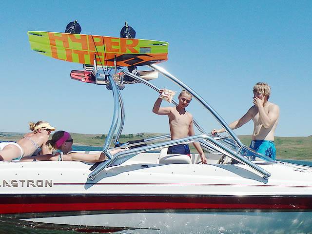 2001 Glastron GX205SF with Airborne Wakeboard Tower