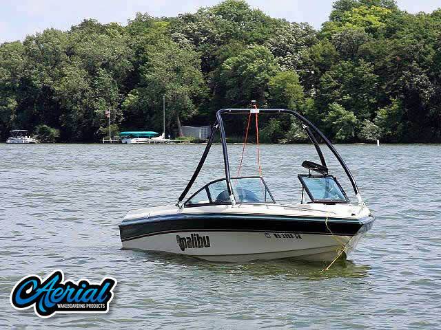 1999 Malibu Sunsetter with Ascent 2.0 Wakeboard Tower