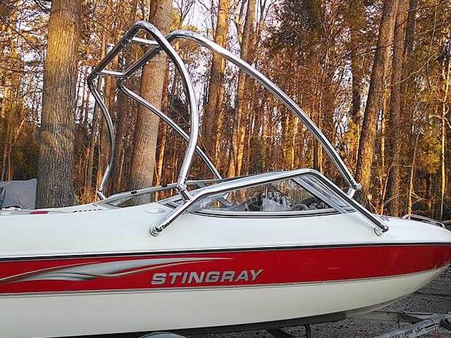 2003 Stingray 180LS with Airborne 2.0 Wakeboard Tower